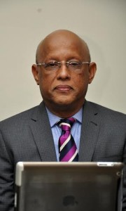 LUIS LORA