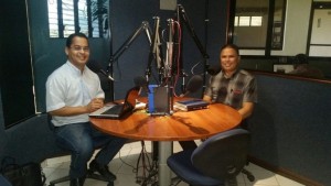 El-psicologo-Jos---Nicol--s-Ceballos-y-Juandy-Gomez-e1458612486327