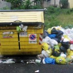 En el residencial los maestros en Don Pedro, piden al alcalde recogida de basura