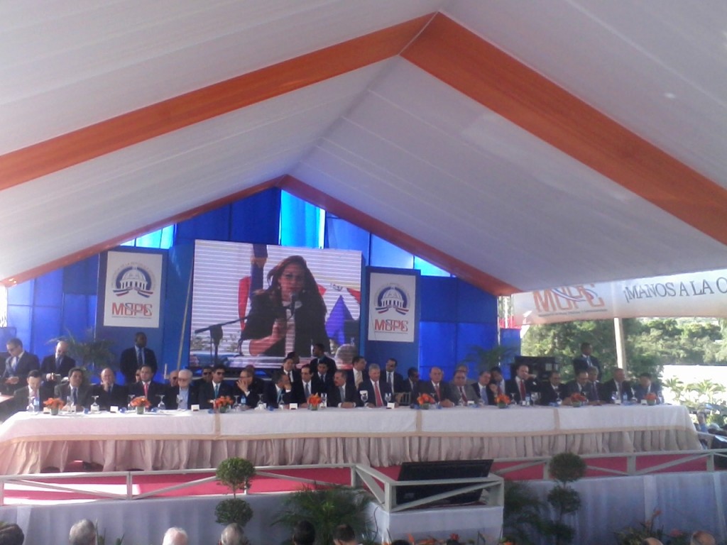 Presidente Danilo Medina inaugura Circunvalación Norte