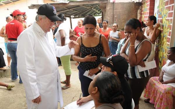 Despacho de la Primera Dama realiza operativos de mamografías gratis‏