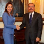 Presidente Medina recibe arqueóloga busca restos de Cleopatra en Egipto‏