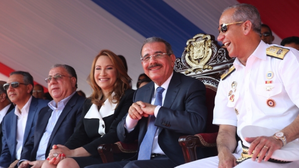 Presidente Medina encabeza desfile en conmemoración a la Batalla del 30 de Marzo‏