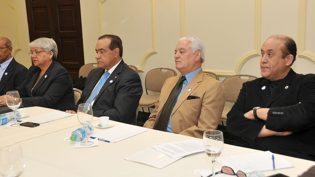 Presentan Comisión de Veeduría para el Plan Social de la Presidencia