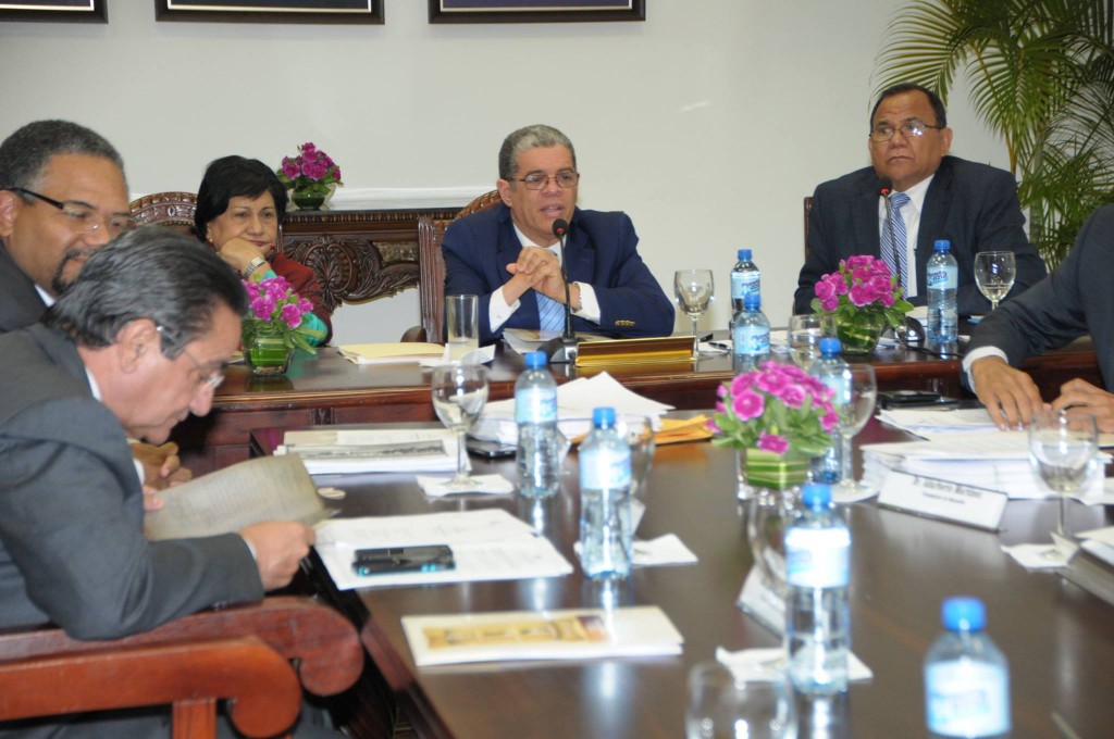 Consejo Nacional de Educación aprueba calendario escolar 2014-2015