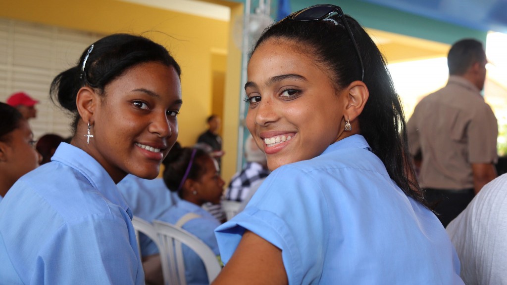 Gobierno entrega cinco escuelas para 1,785 estudiantes de Montecristi
