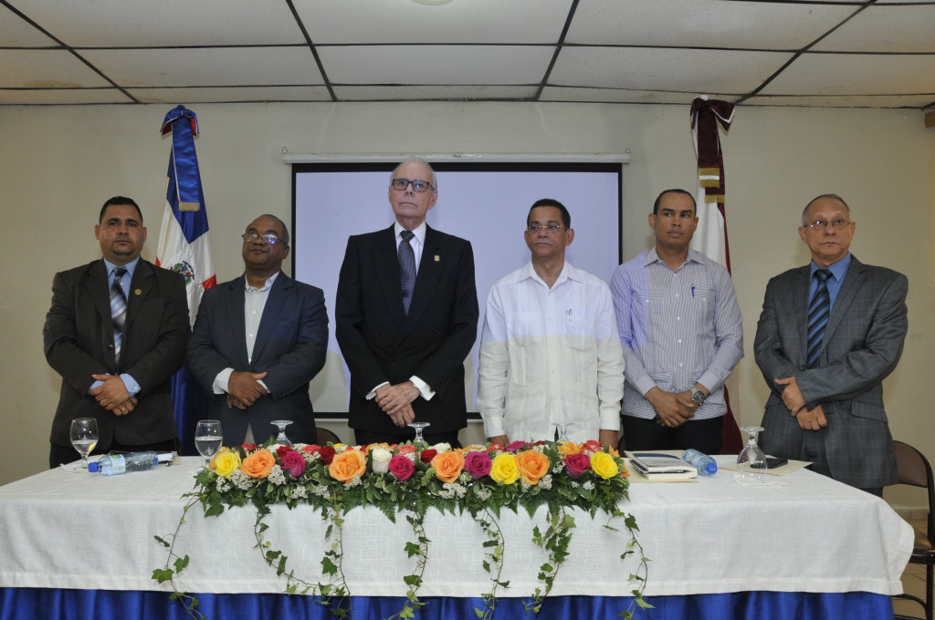 Magistrado Gómez Bergés resalta programa del TC de diplomados conversatorios con comunicadores