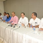 Cuatro legisladores actuales y dos electos participaron encuentro para conocer propuesta sector empresarial