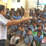 Regidor Carlos Cesar Y Alcandía de Santiago inician jornada de orientación ecológica para estudiantes.