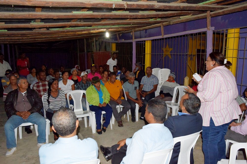 Comunidad de Monte Adentro apoya de manera firme y tesonera la gestión de Danilo Medina y al PLD.