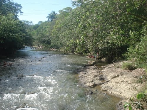 Adolescente se ahoga mientras se bañaba en el río Inoa, San José de las Matas
