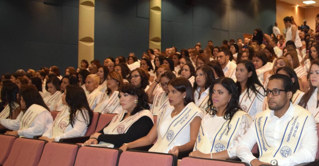 UASD Santiago celebra Primera Graduación del Programa Habilitación Docente.