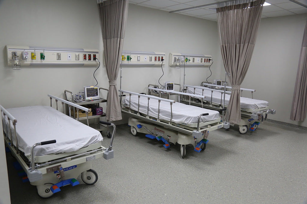 Gobierno entrega nuevo Hospital Francisco Moscoso Puello