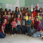 LÍDER COMUNITARIA, LLANIRIS ESPINAL, ENTREGA ÚTILES ESCOLARES EN JUNCALITO, JÁNICO.