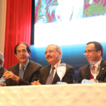 Medina presenta en Santiago nuevos servicios en línea de República Digital