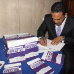 JOCHY PERALTA: PRESENTA SU LIBRO EMPRENDIMIENTO EFECTIVO