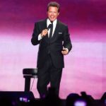 Hackean facebook del cantante Luis Miguiel