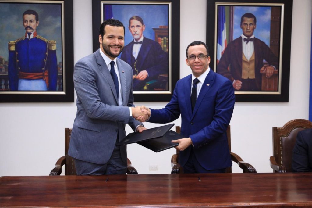 Competitividad y Ministerio de Educación promoverán cultura de innovación en centros educativos públicos y privados.