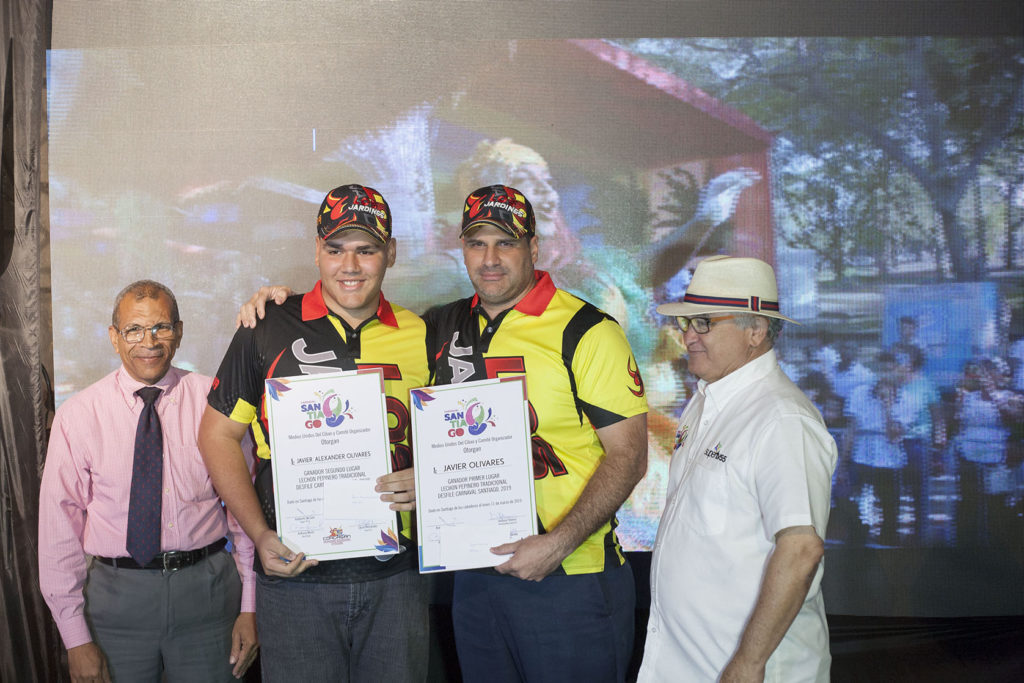 MUCI premia ganadores desfile final Carnaval de Santiago 2019.