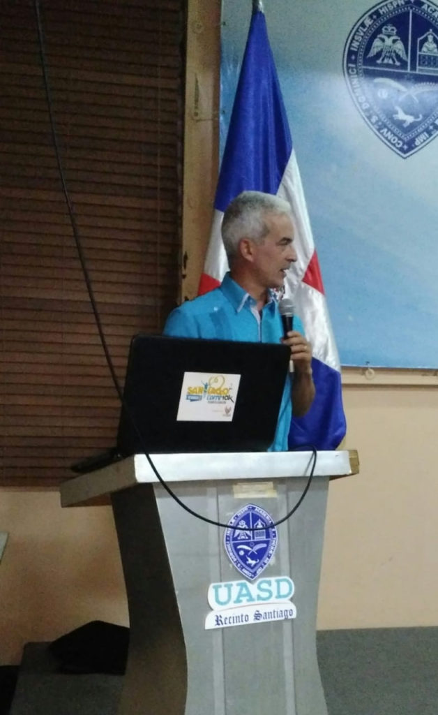 El Dr. Samuel Ramos alerta sobre las implicaciones de la contaminación ambiental en la salud