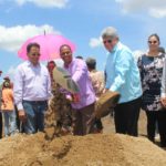 AUTORIDADES DEJAN INICIADO CONSTRUCIÓN FUNERARIA HATO DEL YAQUE A UN COSTO DE R$ 21 MILLONES DE PESOS.