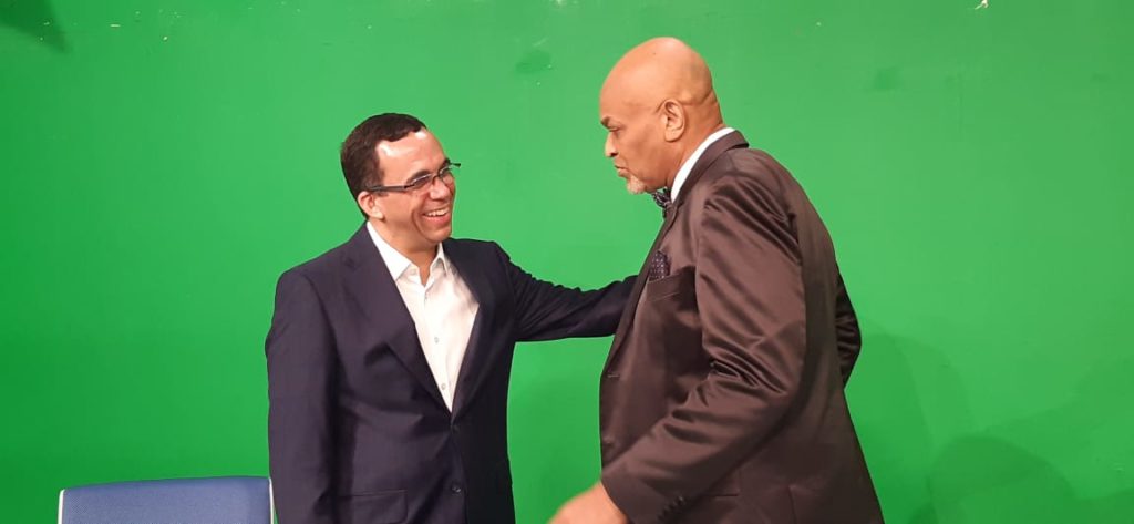 Presentan en Santiago programa de temperada de TV “LOS CANDIDATOS”