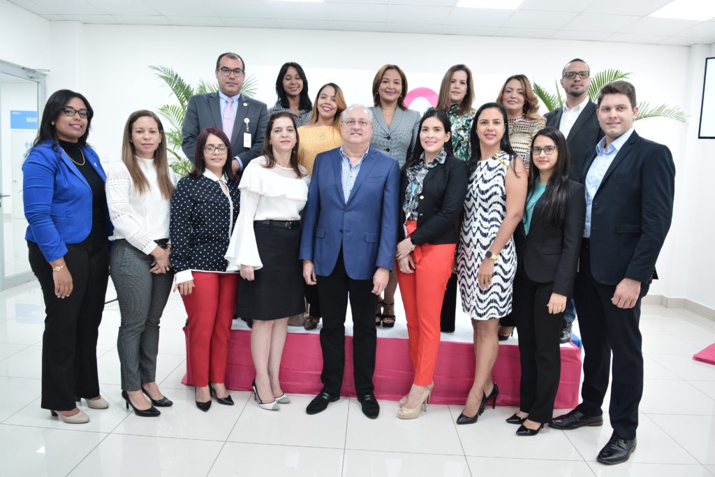 Porque Te Quiero impacta a las Mujeres de las Comunidades de la Corporación Zona Franca Santiago.