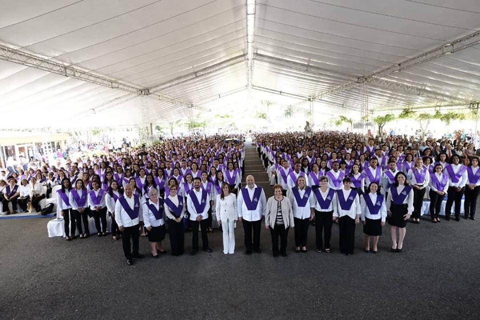 ISFODOSU inviste 310 nuevos maestros en su recinto Santiago