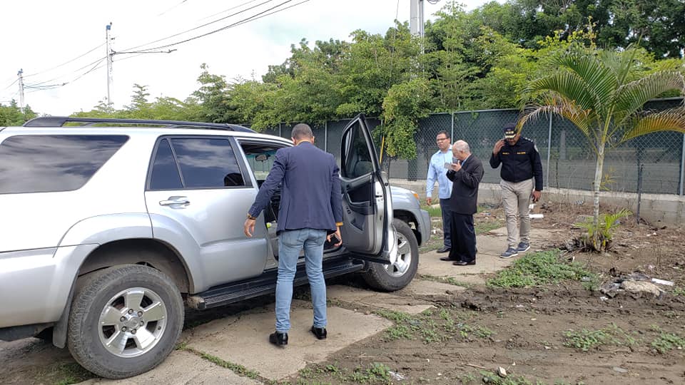 Recuperan vehículo robado a periodista