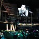Kobe Bryant recibe el homenaje de la NFL en la «Opening Night» Super Bowl LIV