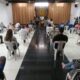 Candidatos pro vida, familia y patria firman acuerdo con entidades cristianas en Santiago.