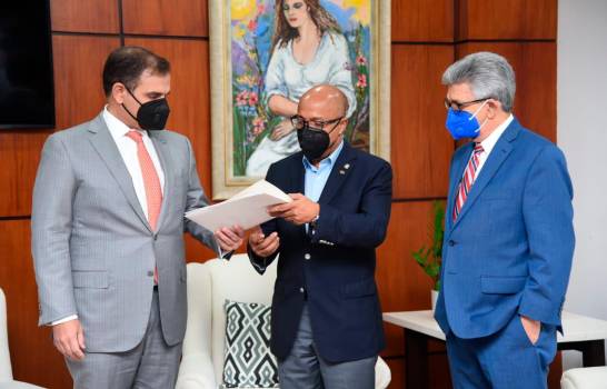 Gobierno somete proyecto de presupuesto complementario por más de 200 mil millones