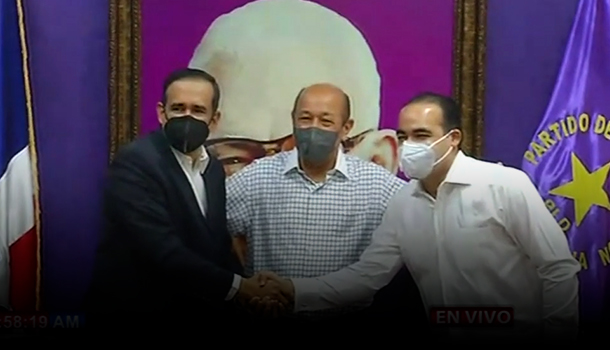 Víctor Suárez se retracta y se queda en el PLD