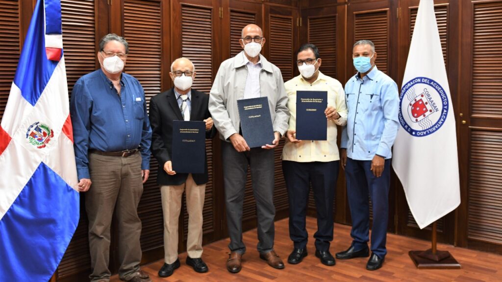CORAASAN firma convenio de cooperación con instituciones periodísticas