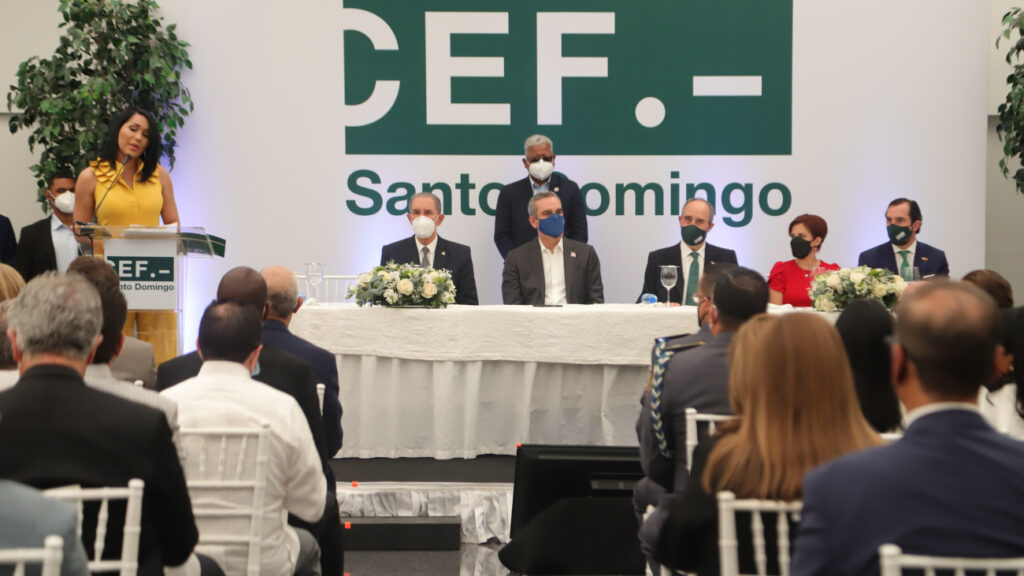 Inauguran nuevo centro de estudios superiores CEF.- Santo Domingo