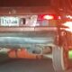 Conductor en auto suicida circula por las calles de Santiago.