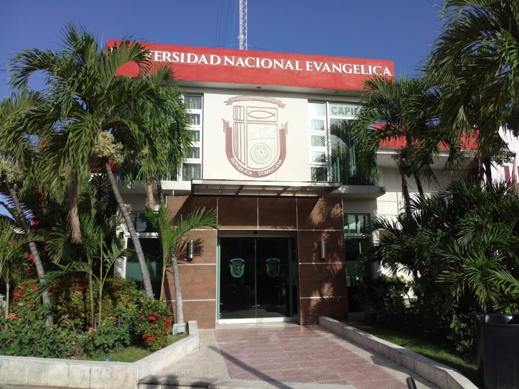 UNEV realizará este jueves Sexagésima Segunda Graduación Ordinaria, entregará al país 1,230 nuevos profesionales