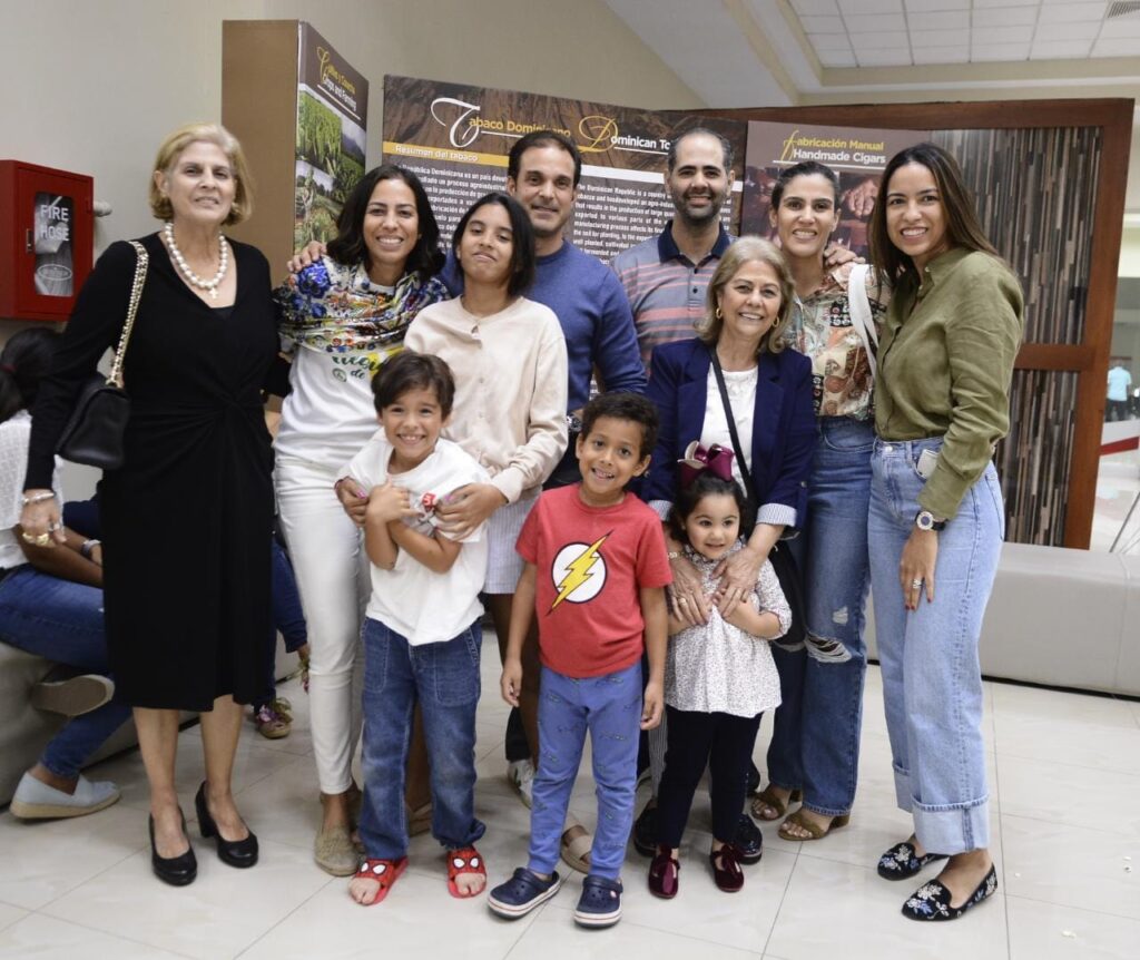 Centro de Convenciones UTESA realiza “Tarde de películas”