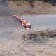 Transporte y negocios de La Sierra paralizan labores en Contra de la presa hidroeléctrica Las Placetas.
