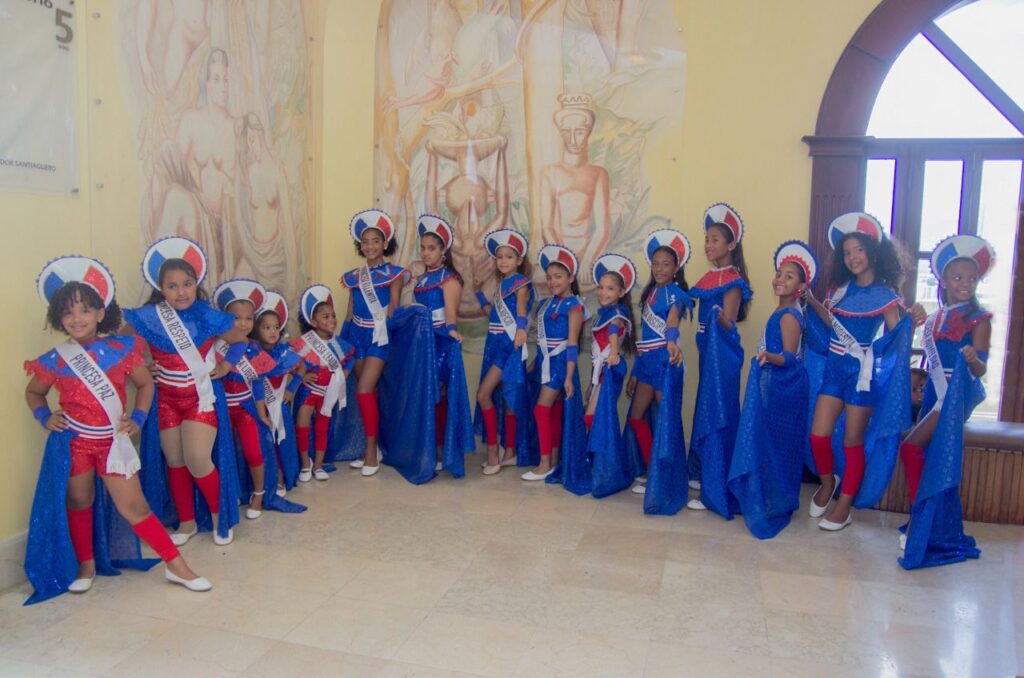 Gatsby Dominicana presenta candidatas Mini RD 2022