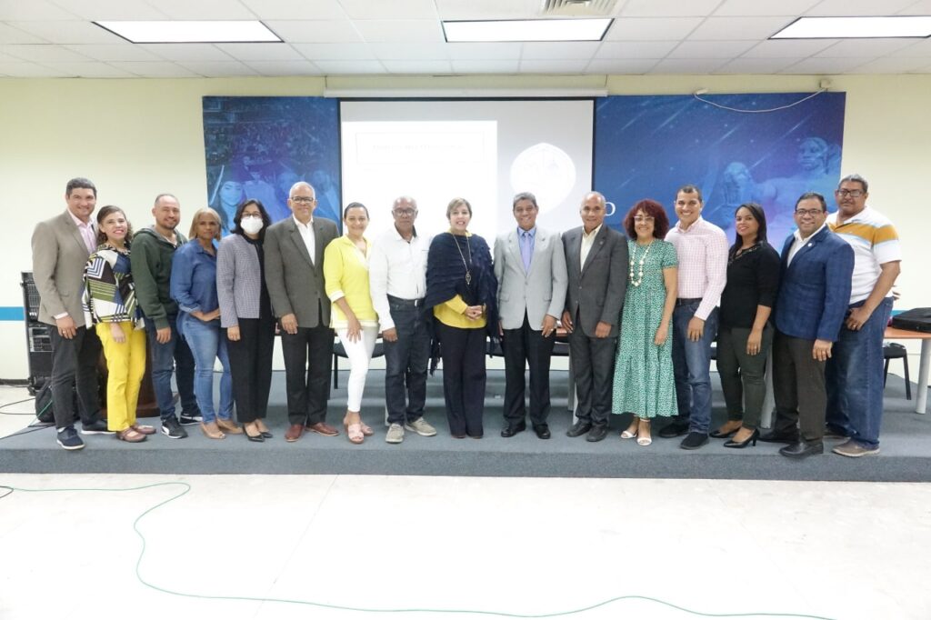 Director UASD Santiago se reúne con coordinadores y define acciones para primeros 100 días de gestión