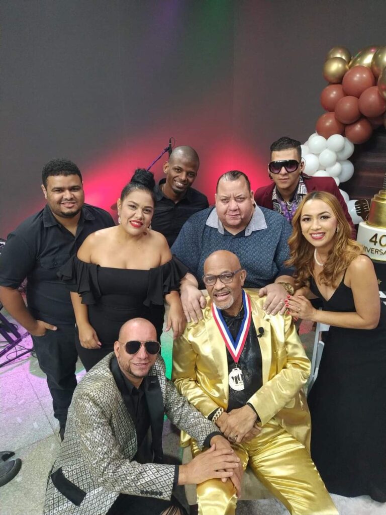 Nelson Javier El Cocodrilo celebra 40 años en la comunicación