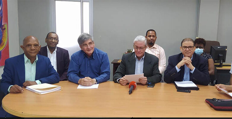 Instituto de energía de la UASD critica aumento tarifa eléctrico