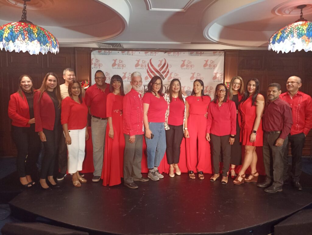 <strong>FUNDO lanza campaña «De rojo por la mujer 2023”</strong>
