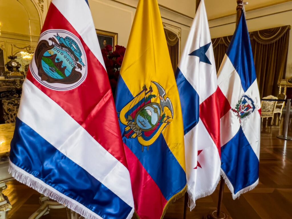 <strong>Alianza para </strong>el Desarrollo<strong> en Democracia y la Corte Penal Latinoamericana</strong>