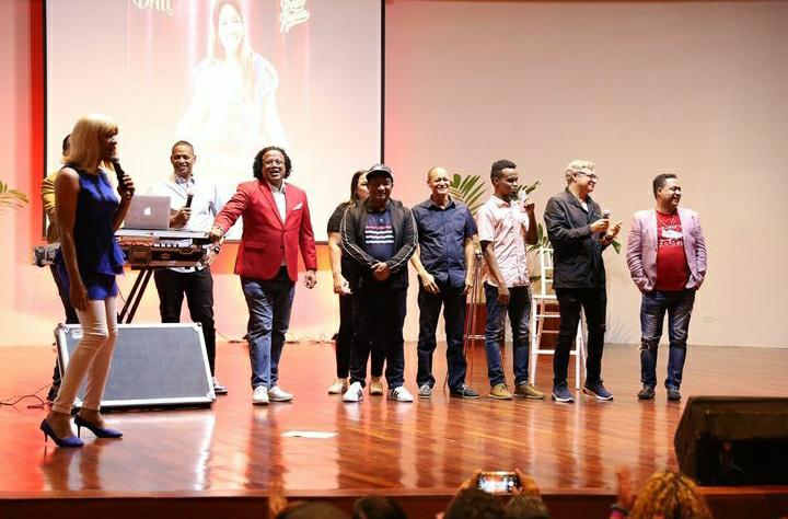 <strong>El show “Humor Mañanero” se celebró con éxito en Santiago</strong>