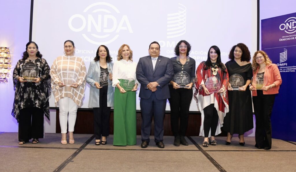 <strong>Valoran el rol de la mujer en la industria creativa dominicana; diez reconocidas por su liderazgo</strong>