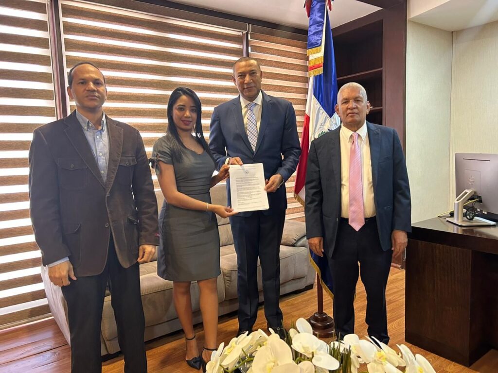 Comisión por la Carta Democrática Interamericana solicita al Senado dominicano resolución de apoyo a la Declaración de Paz y Cese de Guerras