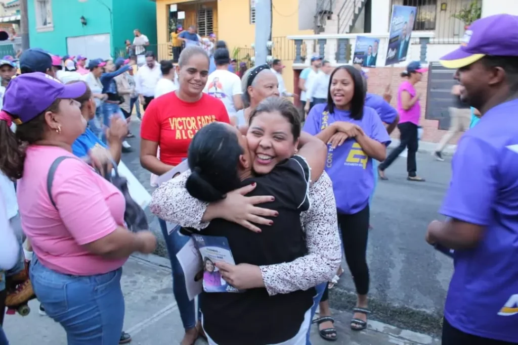 Elizabeth Rosa: Nuestra candidatura mantiene un crecimiento sostenido en las preferencias del electorado.