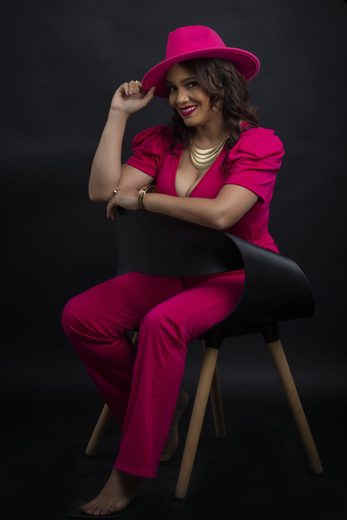 Flor Canela busca internacionalizar su carrera 